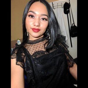 Meet your Posher, Luz